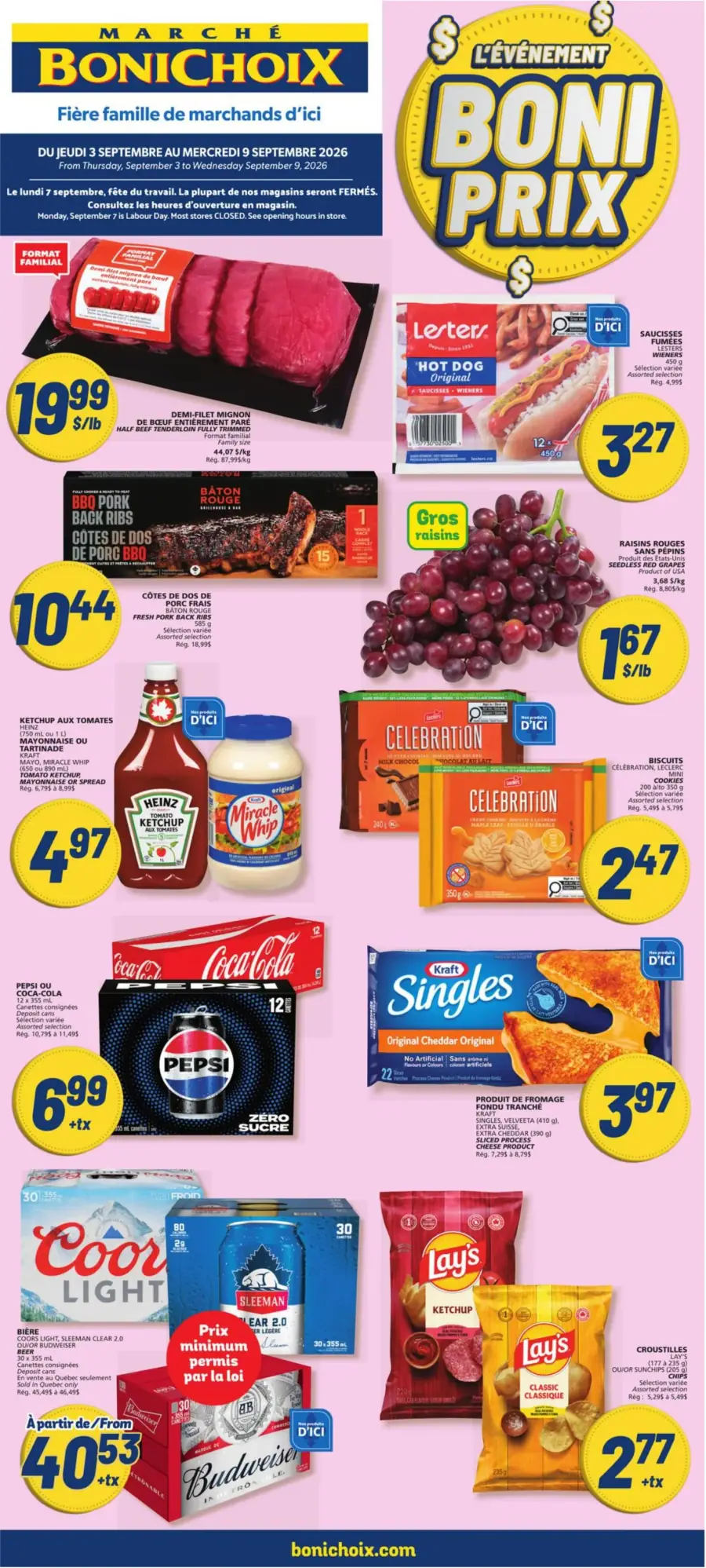 La page de couverture de la circulaire du Marché Bonichoix présente une ambiance dynamique et colorée, mettant en avant une variété de produits alimentaires. On y trouve des viandes, des légumes frais comme des raisins, ainsi que des produits de consommation courante tels que des sauces, des boissons et des collations. Les promotions importantes incluent des prix réduits sur des articles comme le demi-filet mignon, les saucisses, et des biscuits. L'ensemble crée une atmosphère accueillante pour les acheteurs.